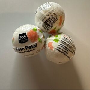 365 by Whole Foods Market Rose Petal Scented Bath Bombs